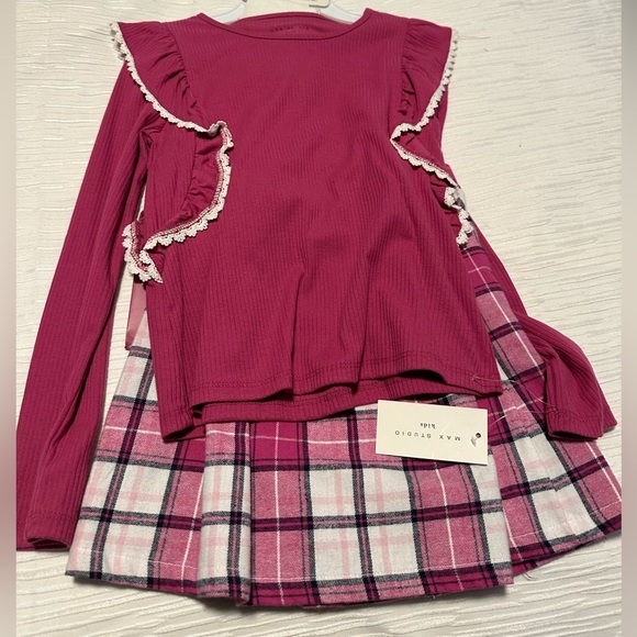 Max Studio Other - Max Studio Kids NEW set with shirt, skirt, lace socks and gift bag with tissue​